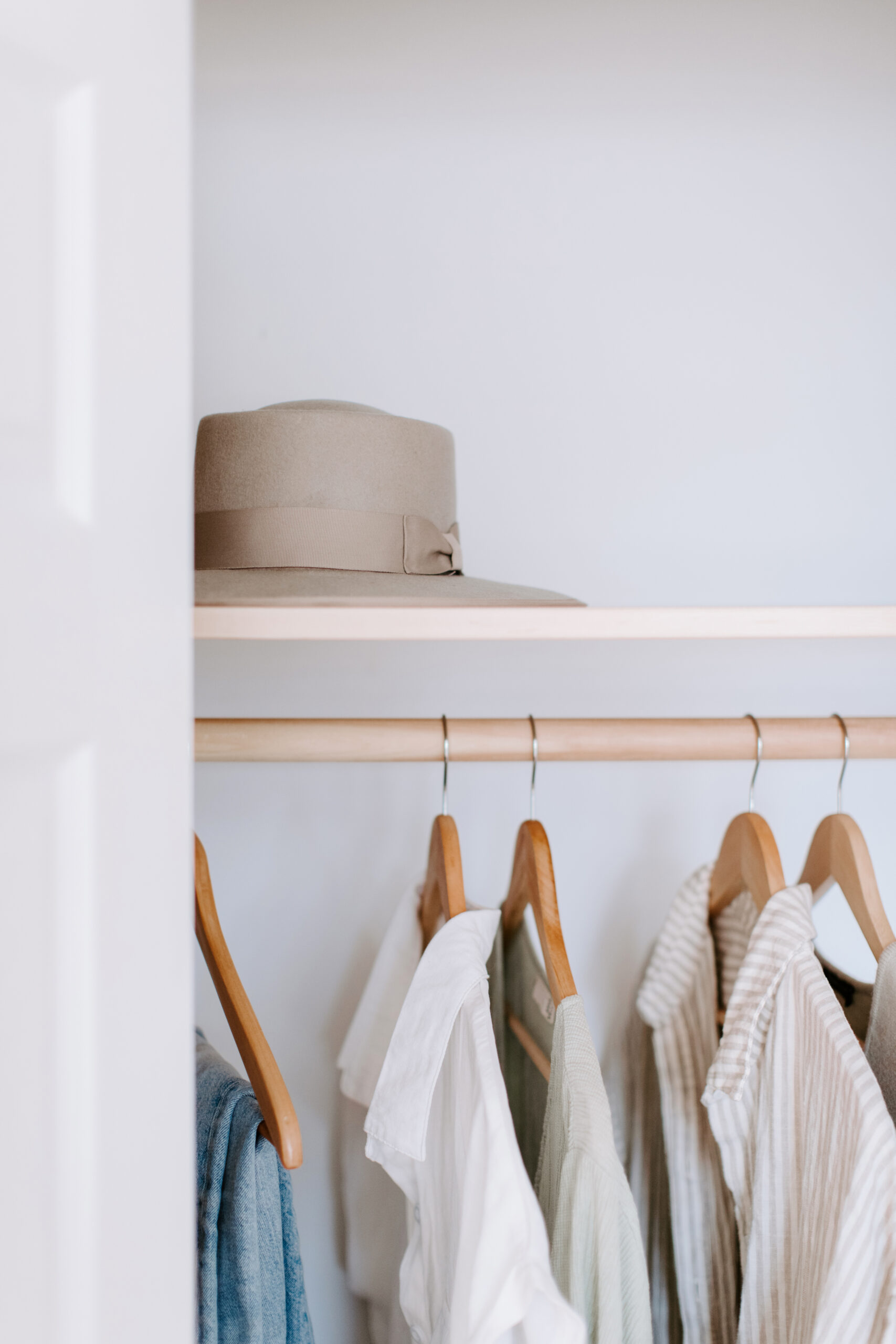 closet organizer systems