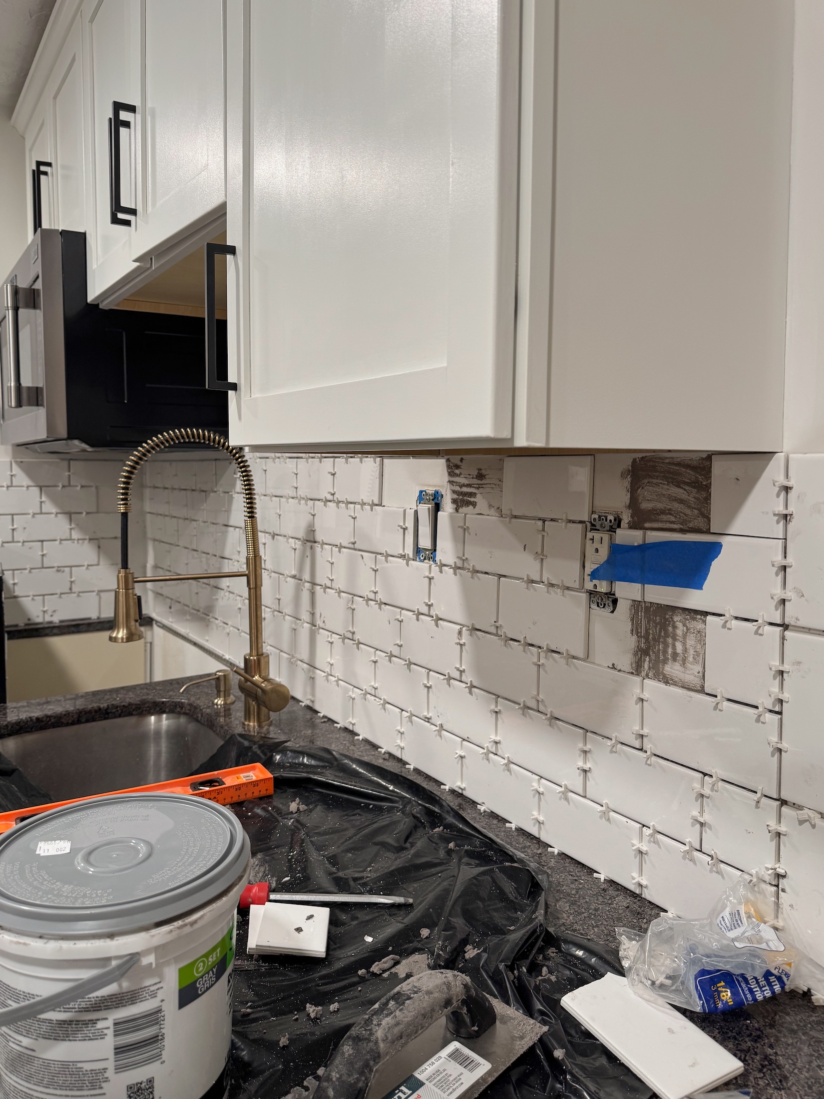 installing backsplash tile backsplash installation cost