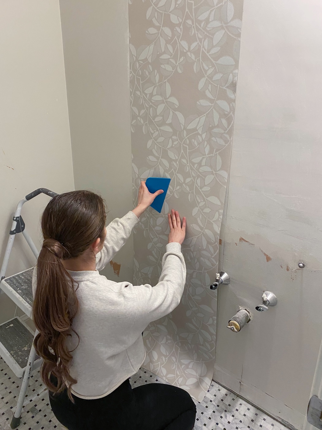 wallpaper installation cost